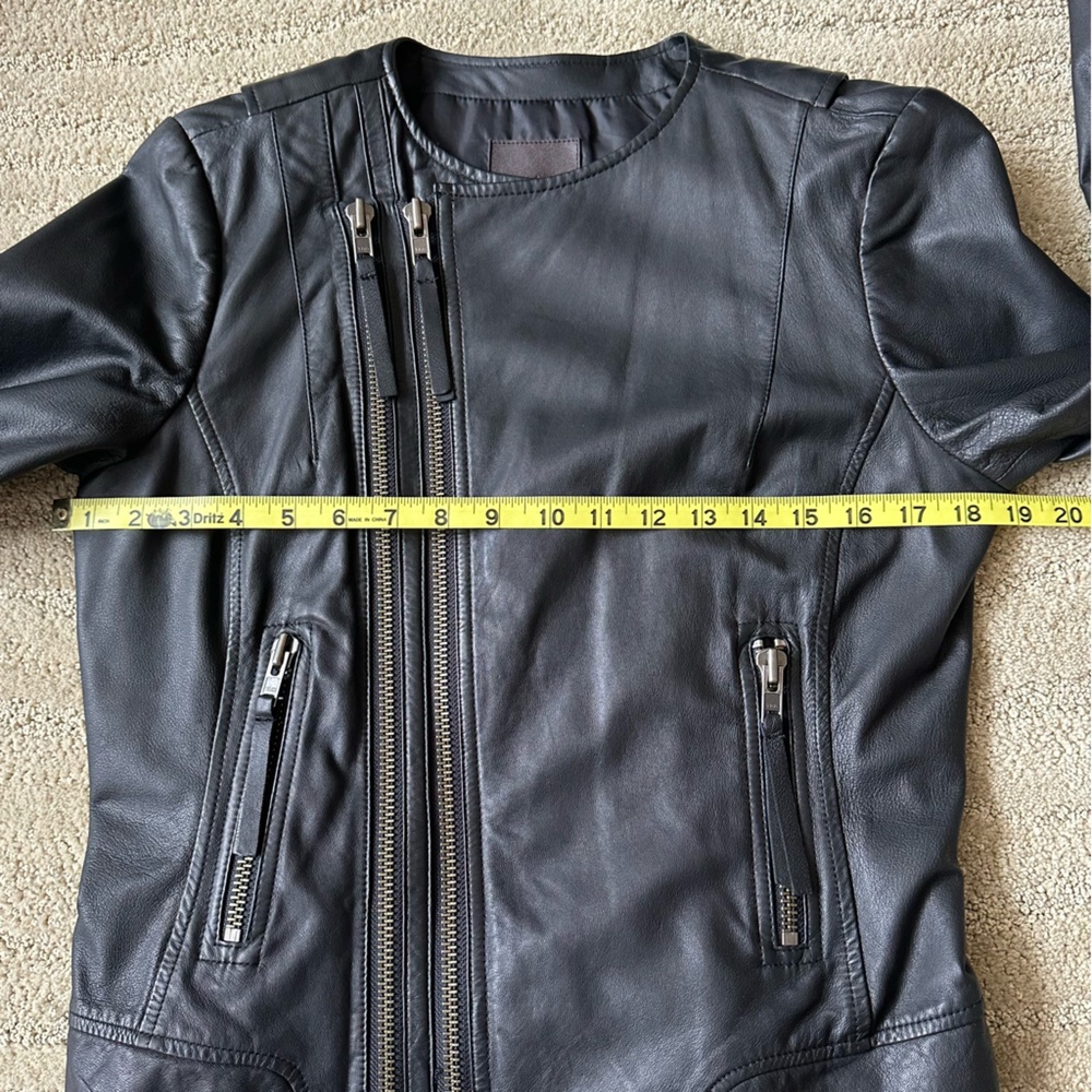 Joie Black Leather Short Round Neck Biker Asymmetric Zip Leather Jacket Sz Large - Picture 11 of 16